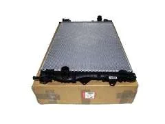 Genuine Land Rover Range Rover Evoque & Discovery Sport 2.0L Ingenium Petrol & Diesel Main Radiator LR075359