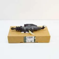 Genuine Land Rover Discovery 3 Manual Transmission Clutch Master Cylinder STC500041